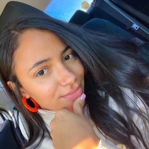 Meet your Posher, Natalia